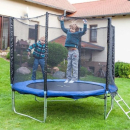 trampolina